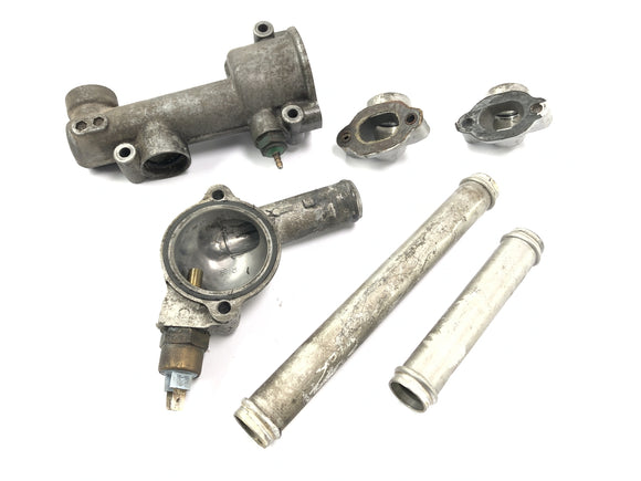 Honda GL 1000 Goldwing GL1 [1978] - Thermostatgehäuse Kühlwasserrohr Flansch