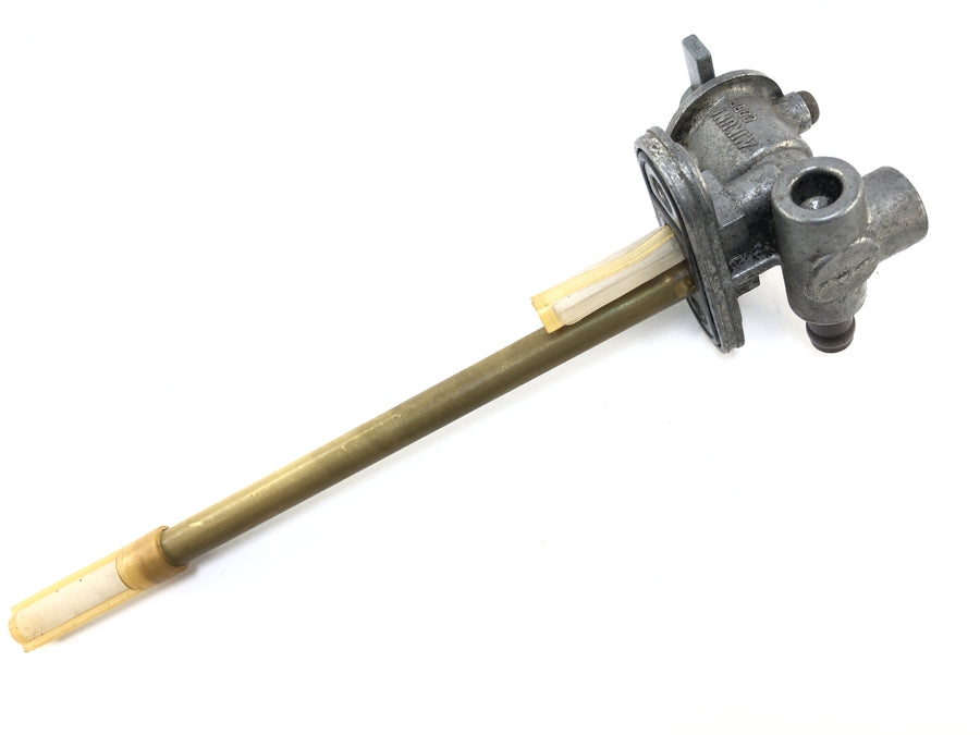 KTM LC4 640 EGS [2004] - бензиновый крана