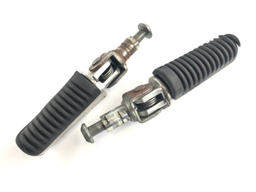 Yamaha XJR 1200 4pu [1995] - Polpette del conducente di poggiapiedi a sinistra e a destra