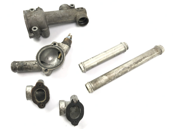 Honda GL 1000 Goldwing GL1 [1978] - Thermostatgehäuse Kühlwasserrohr Flansch