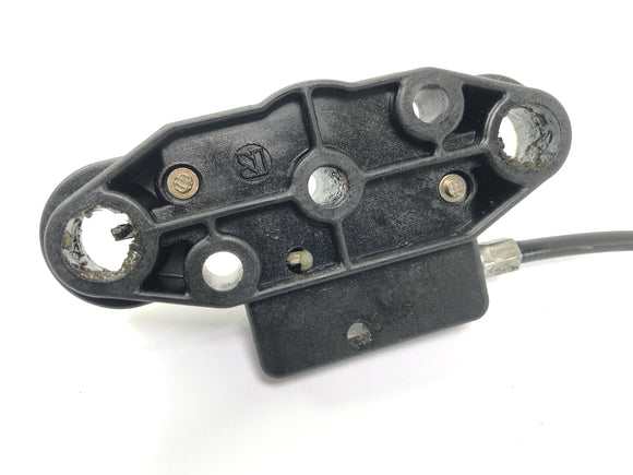 KAWASAKI ZRX 1200 S ZRT20A [2002] - Verrouillage des sièges