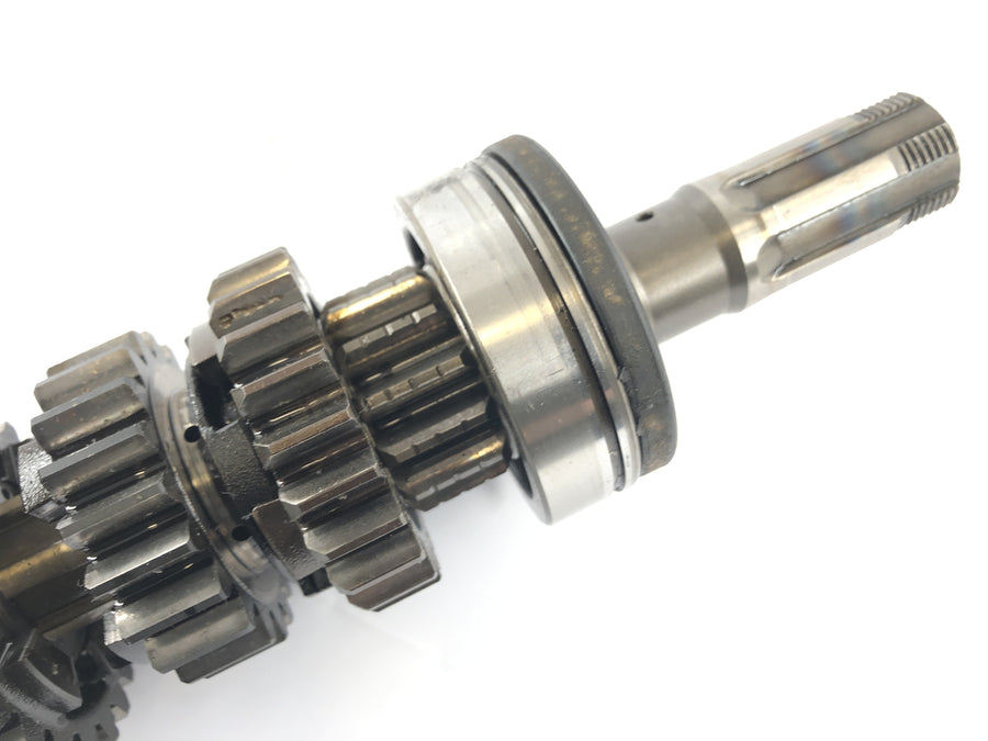 Suzuki GSF 1200 S Bandit WVA9 [2003] - Växellåda med pittingspår