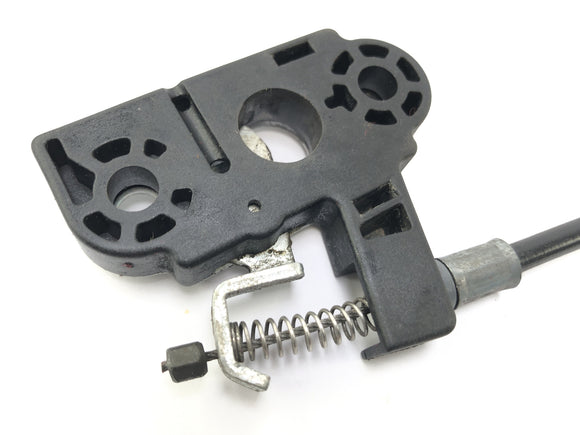 Husqvarna SM 630 A4 [2010] - Verrouillage de selle avec câble Bowden