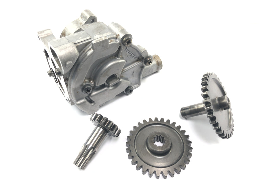 Triumph Tiger 900 T400 [1998] - Öljypumppu käyttövoimalla