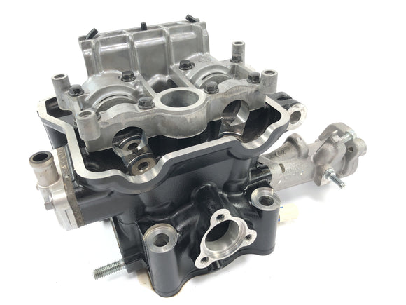 Kawasaki Ninja 125 BX125B [2024] - Cabeça do cilindro com ingestão na ingestão