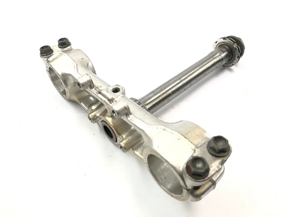 Honda XL 600 R PD03 [1986] - Lower fork bridge