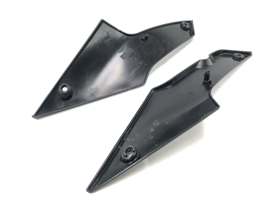 Triumph Daytona 955i T595N [2003] - Cockpit Cladding Side Cladding