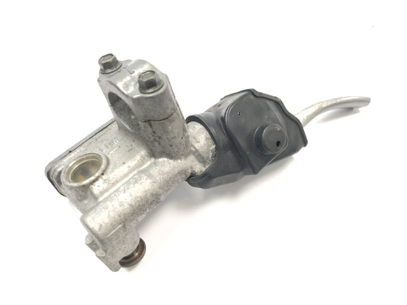 雅马哈 YZ 426 F [2000] - 手制动泵 前制动杆损坏