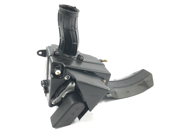 SWM SM 125 R [2018] - Luftfilterkasten Luftfiltergehäuse Airbox Ansaugkasten