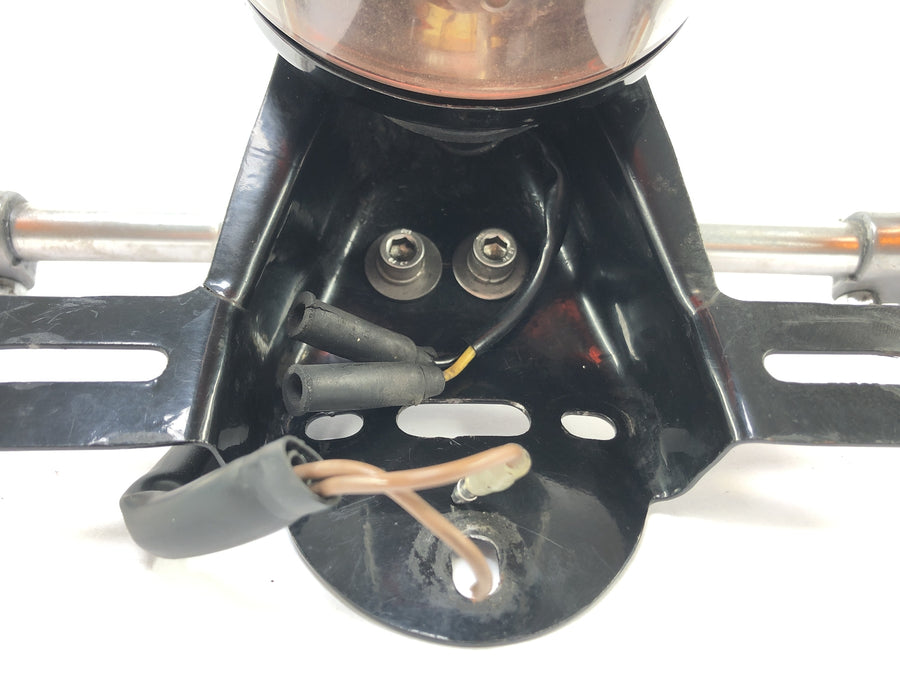 Moto Guzzi V7 Special [1971] - bakljus med indikatorer och registreringsskyltinspelning