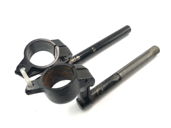 Yamaha FJ 1100 47E [1985] - Styret Fum på vänster och höger styrklipp - på konsolen