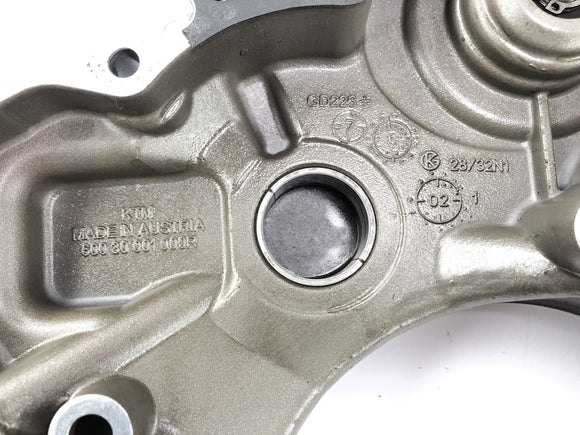 KTM 950 SM LC8 [2008] - sprzężenie pokrywek wewnątrz pompy wodnej pokrywy silnika po prawej stronie