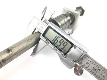 Yamaha MT 03 RM02 [2007] - Hinterradachse Achse Radachse hinten Bolzen Schraube - 0