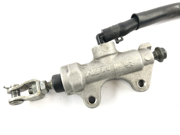 Kawasaki Versys KLE 650 A [2006] - Takajarrupumpun takapyörän jarrusylinteri