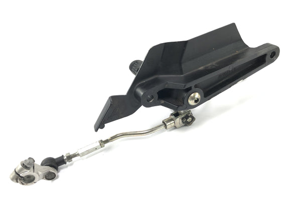 Triumph Daytona 900 T300 [1993] - ARSENTO DE PEDE APOSTO NA ESQUERDA COM ALUMA DE ALVANÇA DE CAPA DE CAPA RUMANDA PEDADO DE ALVANÇA