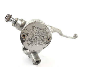 Kawasaki VN 1500 A [1995] - Armaty řídítek na pravém brzdovém čerpadlu s brzdovou pákou