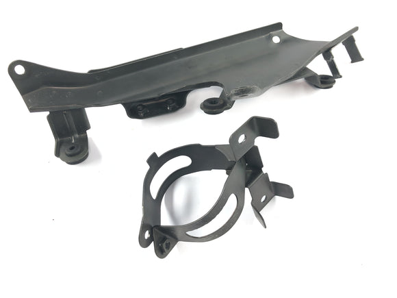 Suzuki Intruder VL 1500 AL [2000] - Aggregatehalter