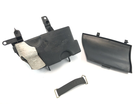 Suzuki Intruder VL 1500 AL [2000] - Werkzeugfach Staufach