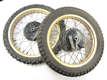 ヤマハXT 500 1U6 [1981] -Radセットフロントホイールリアホイールゴールド