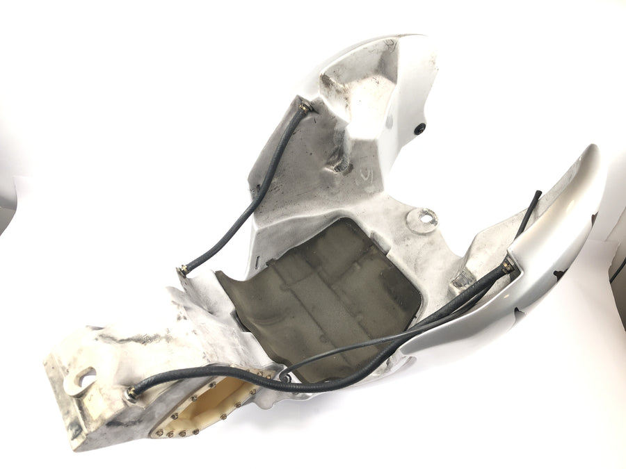 Triumph Tiger 955i 709EN [2003] – paagi bensiinipaagi kütusepaak