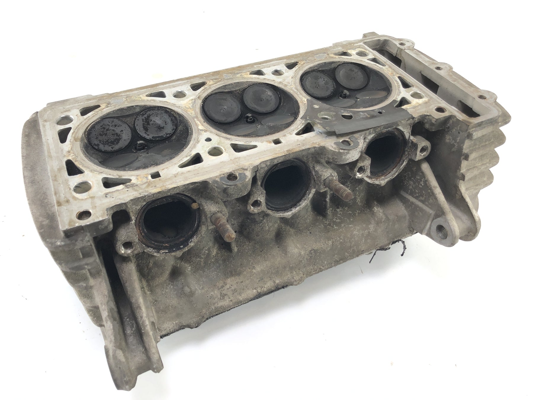 Triumph Thunderbird 900 T309RT [1996] - Cylinder head