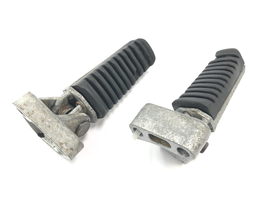 Kawasaki GPZ 1000 RX [1987] - stupačky Pár stupaček řidiče