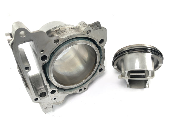 Aprilia RSV 1000 R [2004] - Zylinder mit Kolben vorne