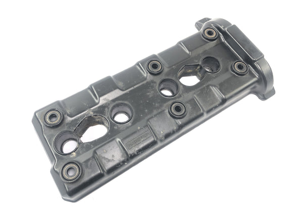 Yamaha YZF R1 RN01 [1998] - víko ventilu