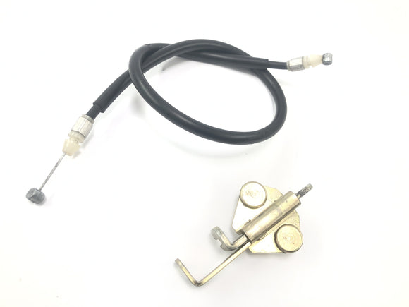 Yamaha YZF R1 RN01 [1998] - vlak sedadla s uzamykacím mechanismem