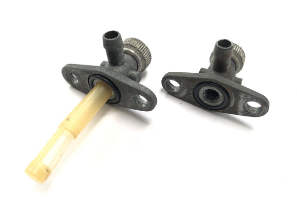 KTM 950 SM LC8 [2008] - Пара наборов бензинового крана