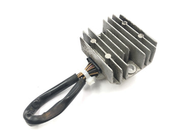 ヤマハXT 600 Zテネレ55W [1986]  - 張力調節因子整流器充電器の制御