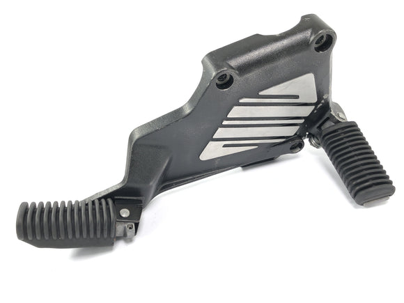 BMW K 1100 RS [1991] - Footrest zařízení na pravé noze