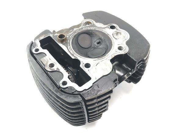 Yamaha XVS 650 Drag Star VM03 [2001] - Sylinterin pää edessä