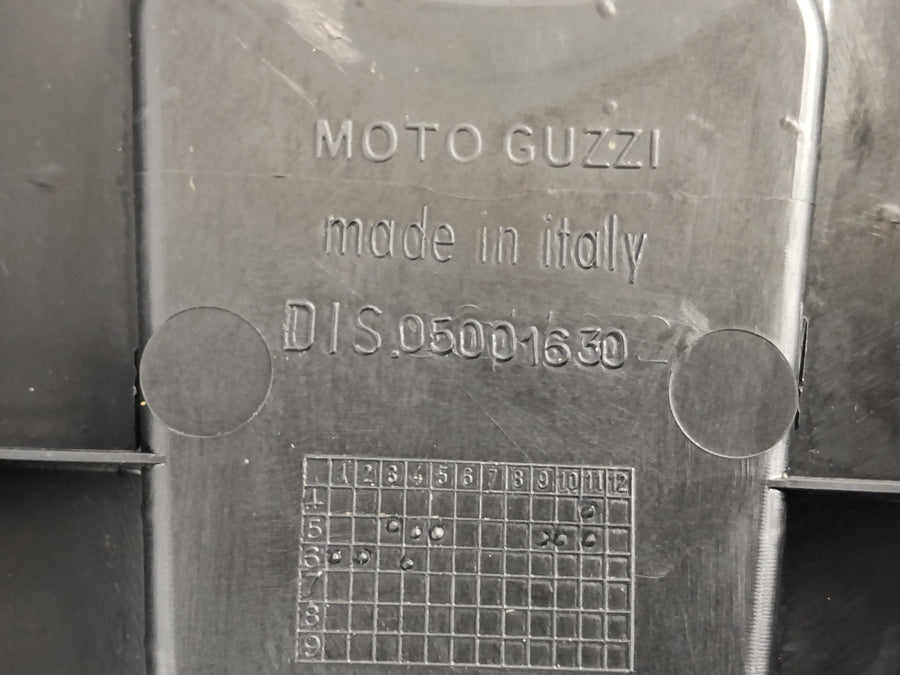Moto Guzzi Norge 1200 [2006] - Light Machinery Vie of the Forehead Lid Motor Lid