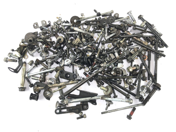 Honda CBX 750 RC17 [1984] - Restdelar och skruvar är bunt