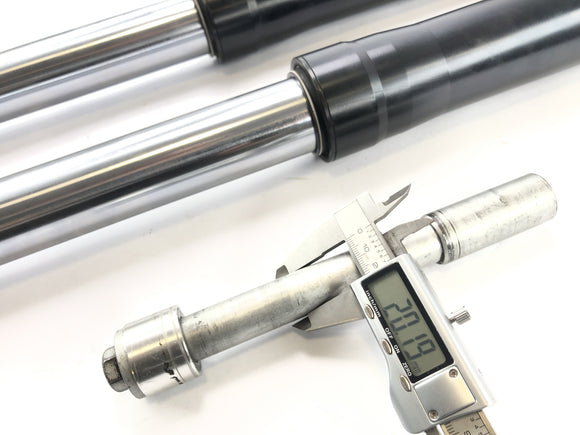 SWM SM 125 R [2018] - Gabel Telegabel Front Fork z osą