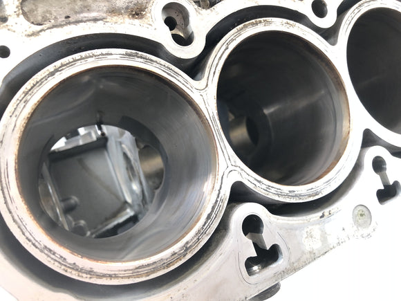 BMW K 1200 S K12S [2004] - Корпус двигателя с поршнем блока цилиндров