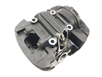 Yamaha XVS 650 Drag Star VM03 [2001] - Sylinterin pää edessä