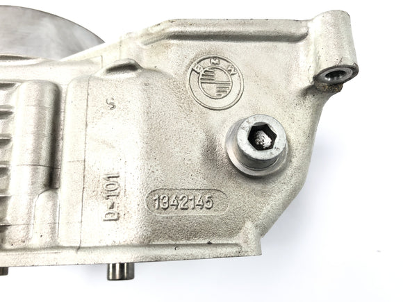 BMW R 1150 R R21 [2003]  - 左侧有活塞的圆柱体