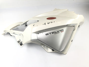 Moto Guzzi Stelvio 1200 4V [2009] - Pokrytá boční část na pravé části posunu