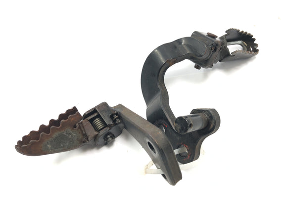 ヤマハXT 600 Zテネレ55W [1986]  - ドライバーのフットレスト左と右のセットカップル