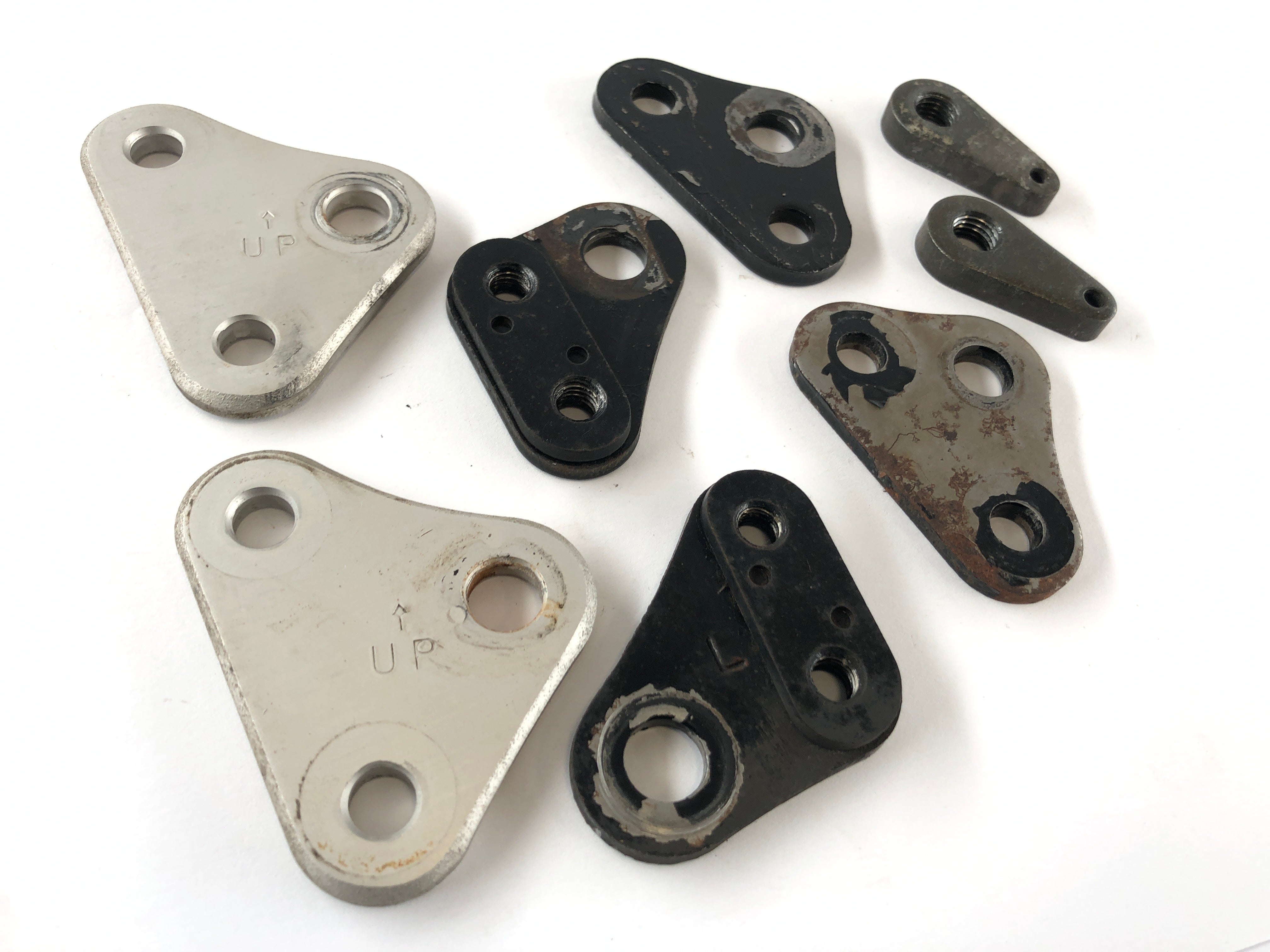 Suzuki GSX-R 1100 W GU75 C [1993] - Engine Mount Engine Mount Set