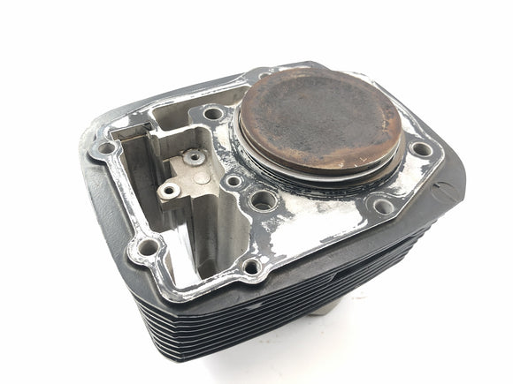 Suzuki Intruder VL 1500 AL [2000] - Zylinder mit Kolben vorne