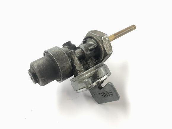 Honda XBR 500 PC15 [1989] - Benzinhahn Kraftstoffhahn Tankventil