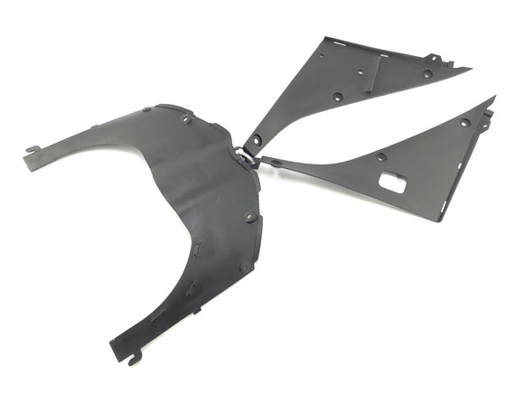 Aprilia RSV4 1000 [2010]  - 左右清理内部覆层