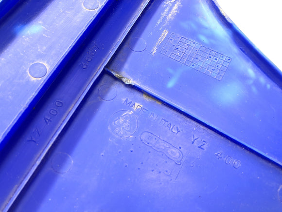 Yamaha YZ 426 F [2000] - タンクフェアリング サイドフェアリング 右