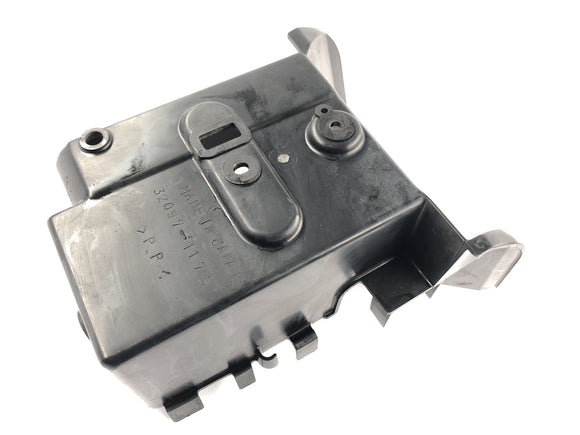 KAWASAKI VN 1600 Strea media VNT60B [2005] - Tetto della batteria