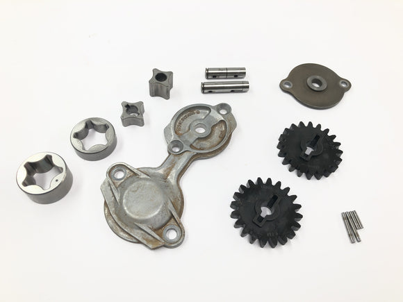 KTM Duke 690 A3 [2012] - Öljypumpun sisemmän roottorin ulomman roottorin pumpun pyörien kansi