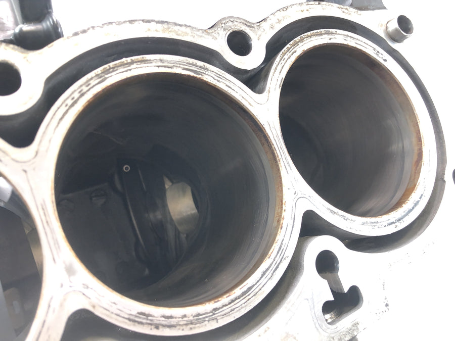BMW K 1200 S K12S [2004] - Motorgehäuse mit Kolben Motorblock Kolben