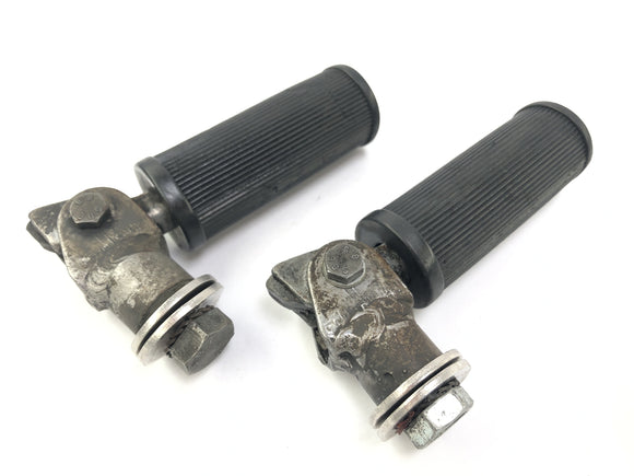 Moto Guzzi V7 Special [1971] - Soziusfußrasten links und rechts